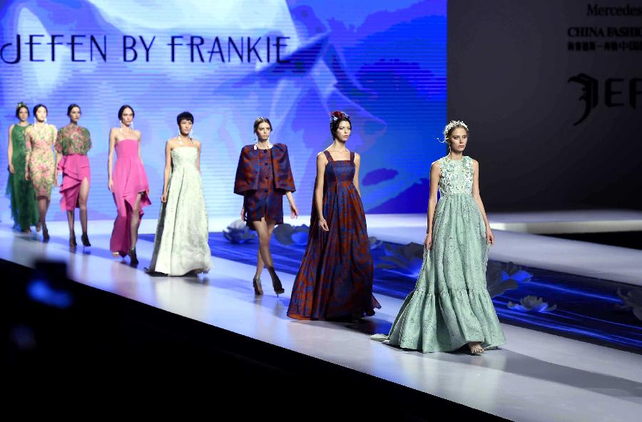 세펑(謝峰) 프리미엄 패션쇼 중국 패션위크서 선보여