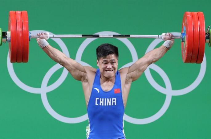 [리우올림픽] 남자 역도 77kg급, 뤼샤오쥔 인상 세계신기록 돌파