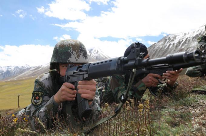 중국-파키스탄 변경수비군, 국경선서 합동순찰 진행