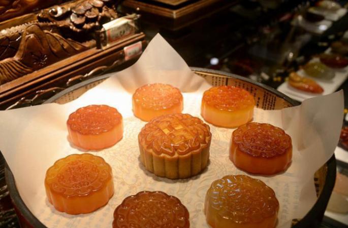 추석 맞이, 보석으로 빚는 공예미술 대가의 &lsquo;월병&rsquo;