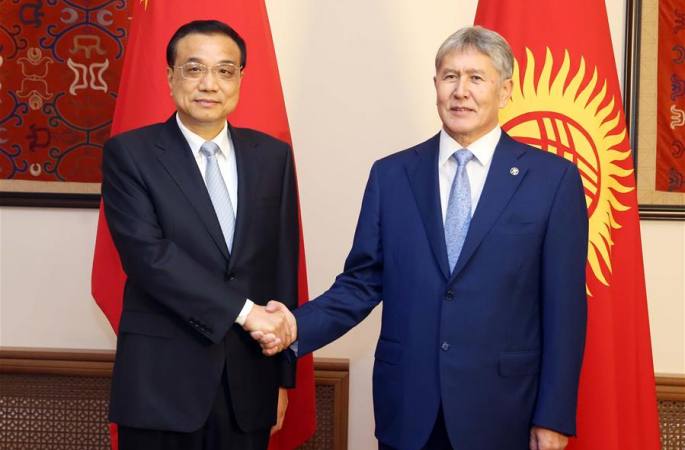 리커창 총리, 아탐바예프 키르키스스탄 대통령 회견