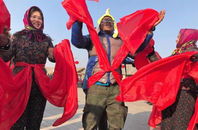 랴오닝서 개최된 동계 볏짚 예술 축제, 중국 농촌의 아름다움
