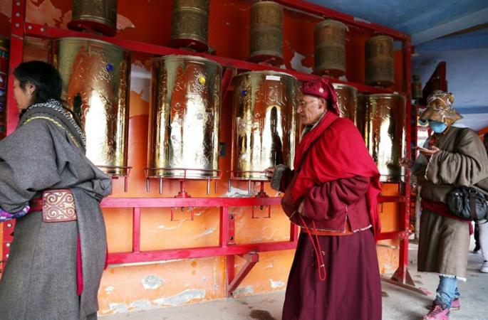 세계 최대의 불교학원… 쓰촨 신비로운 ‘써다 불교학원’ 탐방