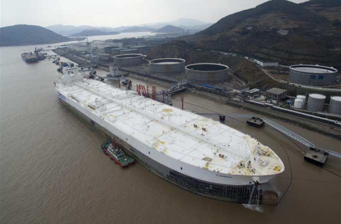 아시아서 가장 큰 中 닝보 저우산 항구, 세계 최대 선박 정박