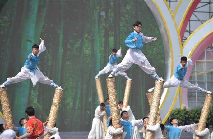 제6회 전국 신농촌 문화예술공연 쓰촨 다저우서 개최