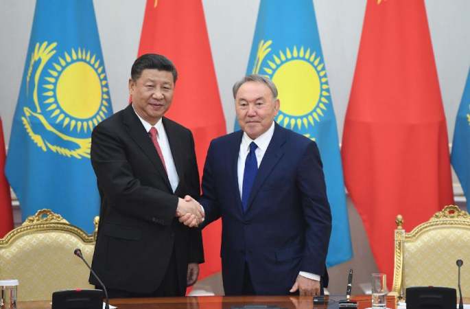 시진핑 주석, 누르술탄 나자르바예프 카자흐스탄 대통령과 회담
