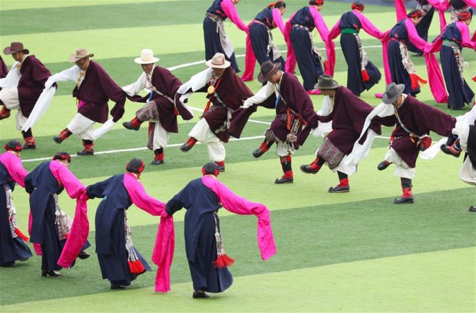 쓰촨 다오푸(道孚): 짱족 지역 민중, 안바 농경문화 관광축제 경축