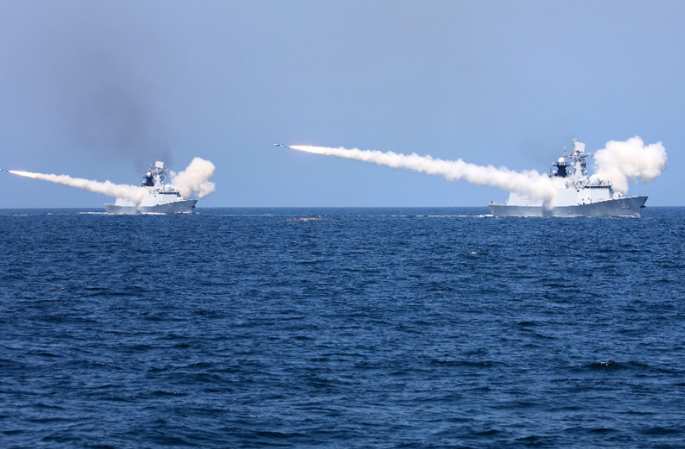 중국 해군 황해∙발해서 해상∙영공 실전실탄 대항 훈련 실시…기종별 미사일 수십 발 실제 발사