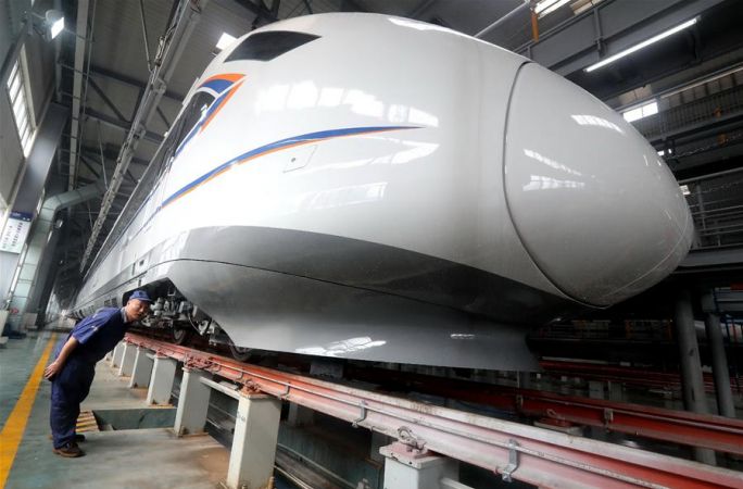 中 첫 ‘통근 철도’ 신형 고속열차 곧 투입