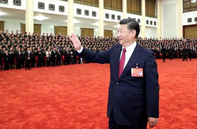 시진핑 등 지도자들 19차 당대회 참석한 대표, 특별 초청 대표 및 열석자 친절히 회견