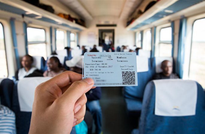 통신: 인도양 항구로 가는 ‘중국제’ 열차