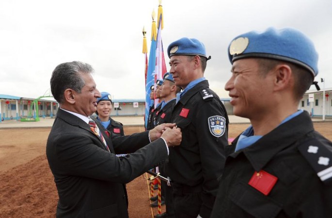 유엔, 라이베리아 주재 중국 제5차 평화유지 경찰부대 전원에게 평화훈장 수여