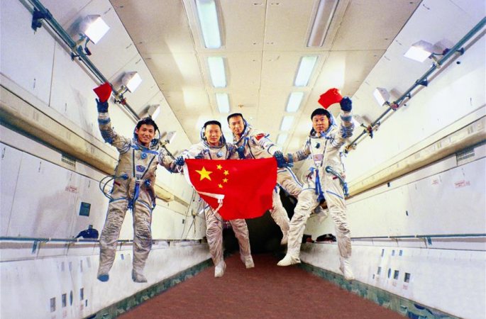 우주의 꿈을 실현하며 충성을 바치다... 중국 우주인 영웅들을 기억하며