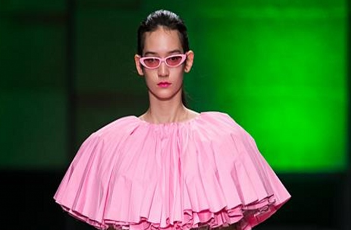중국 디자이너 브랜드 ANNAKIKI 밀라노 패션위크서 신상품 발표