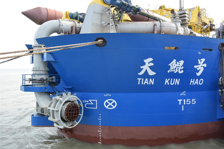 중국산 아시아 최대 준설선 ‘톈쿤호’ 첫 해상 시험운항 성공