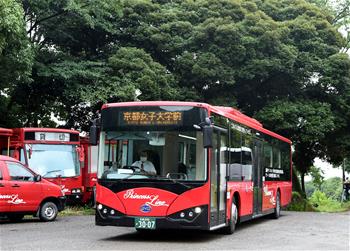 일본 교토 거리 누비는 중국산 전기버스