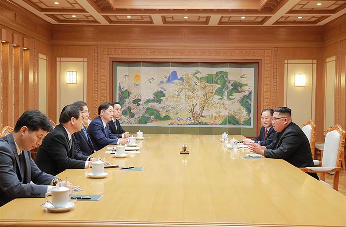 韓 대북 특사단, 김정은 조선 최고지도자와 회담
