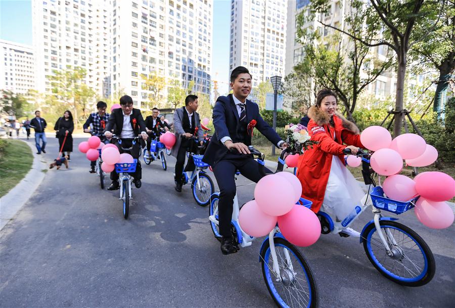 장쑤 화이안: 웨딩카 대신 ‘웨딩 공유자전거’ 결혼식