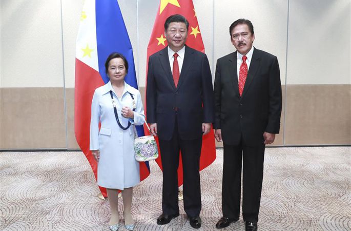 시진핑 中 국가주석, 필리핀 아로요 하원 의장과 소토 상원의장 회견