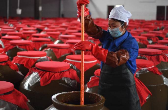 구이저우: 전통 공법으로 만든 홍산탕…새롭게 각광 받아