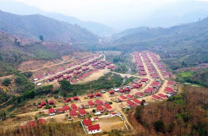 (일대일로 정상포럼) 중국 수력발전소 프로젝트, 라오스 이민 마을 건설에 일조