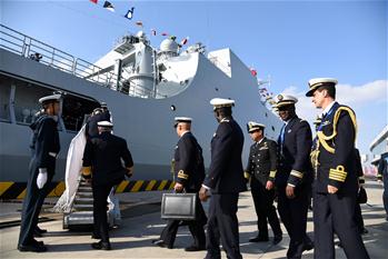 해군대표단, 중국 군함 등선 참관
