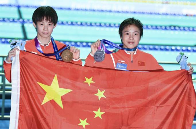 다이빙—천위시·루웨이, 여자 10미터 플랫폼 금·은메달 석권