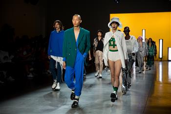 중국 인기 패션 브랜드 뉴욕 패션위크서 선보여