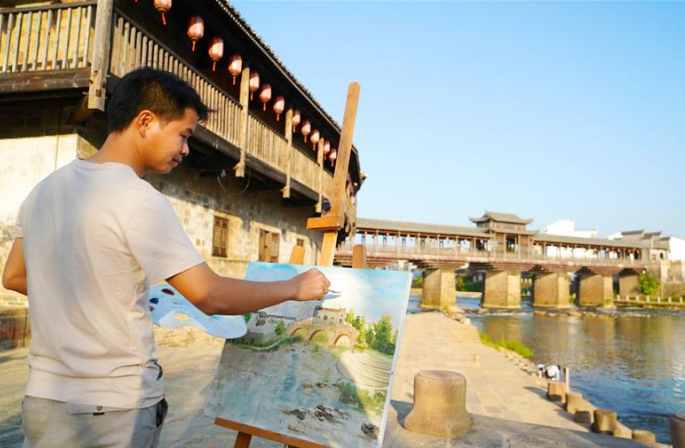 장시 리촨: 유화 산업 발판으로 문화 명함 메이킹