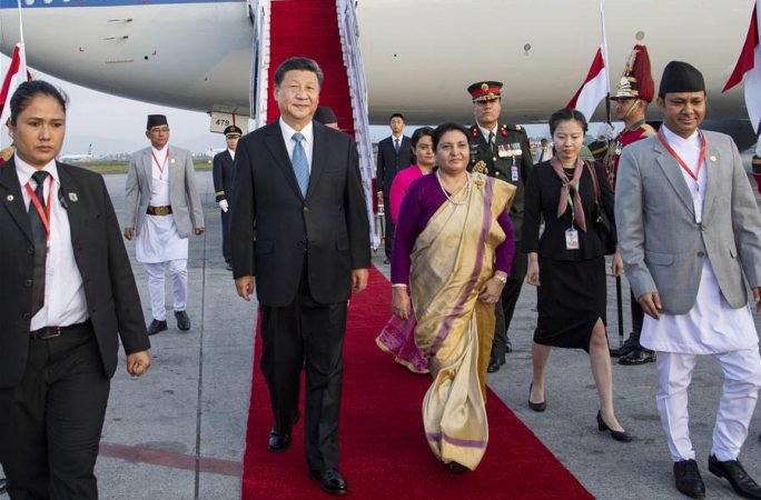 시진핑 中 국가주석, 카트만두에 도착…네팔 국빈방문 시작