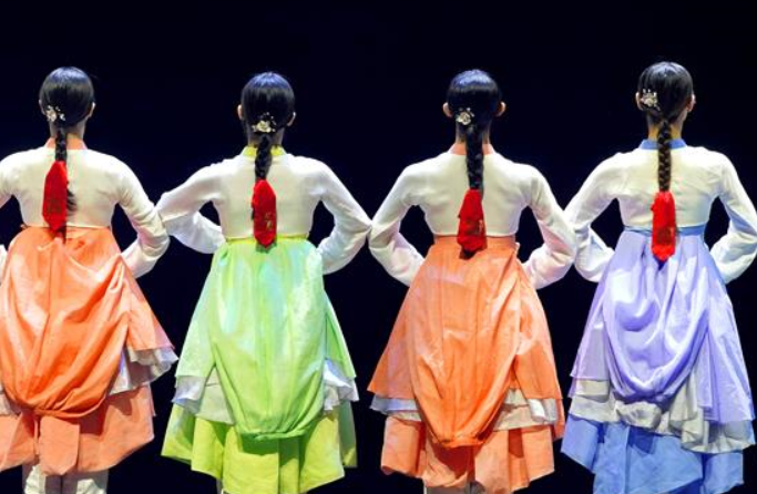 춤의 아름다움—‘무전화장’ 베이징서 상연