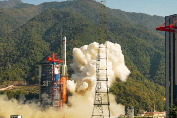 중국, 가오펀 14호 위성 발사 성공